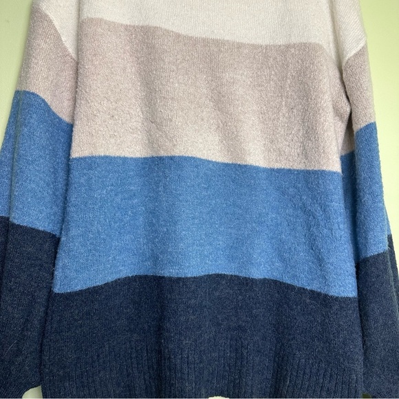 Doe & Rae Colorblock Sweater Blue Women’s size S - Picture 4 of 7